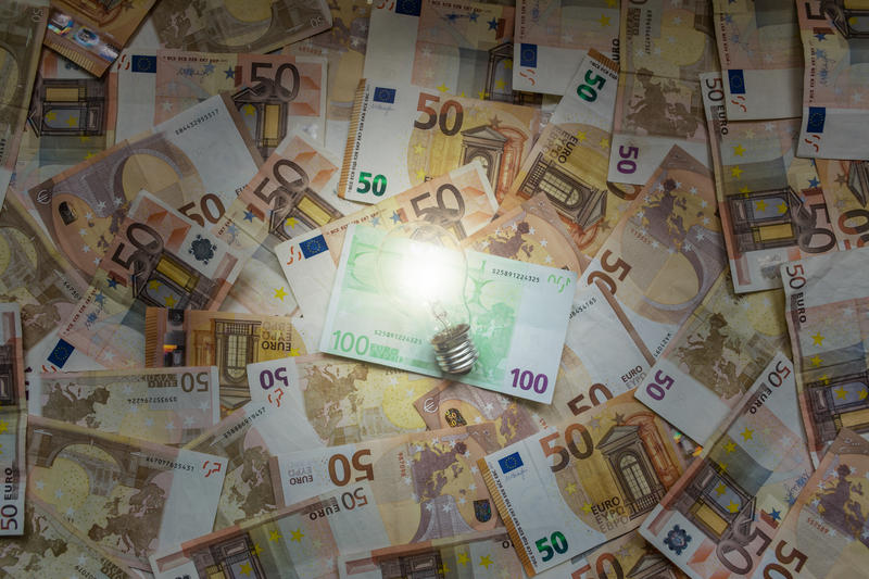 bani-euro-bec, Foto: Dreamstime