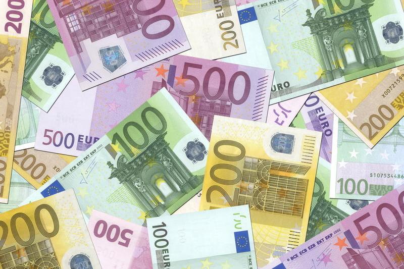 bani-euro, Foto: Dreamstime