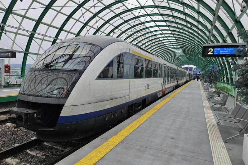 Tren in gara de la Aeroport, Foto: Vlad Barza / HotNews.ro