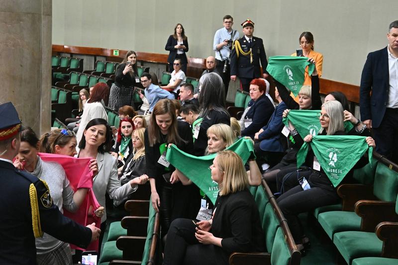 Dezbatere privind avortul în parlamentul polonez, Foto: DAMIAN BURZYKOWSKI / imago stock&people / Profimedia