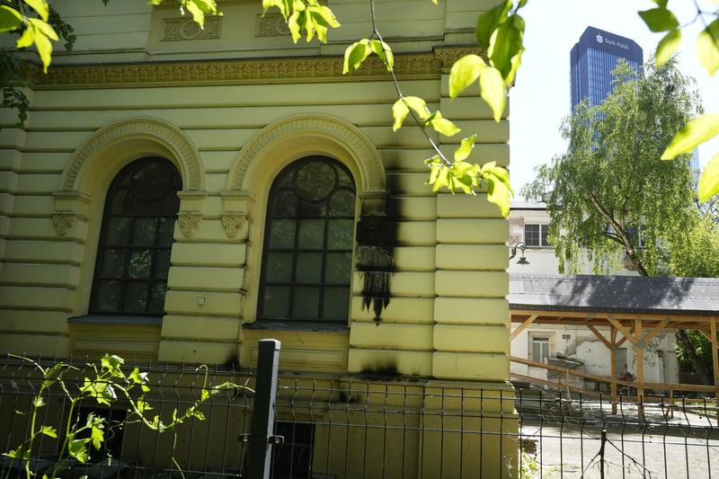 Sinagoga din Polonia, vandalizata, Foto: Czarek Sokolowski / Associated Press / Profimedia Images